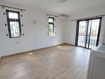 3 Bedroom Townhouse, Duplex