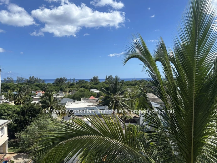 Villa spacieuse de 360 m² avec 4 chambres à vendre à Albion