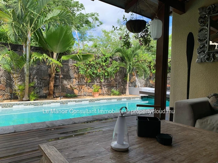 Balinese villa accessible to foreigners