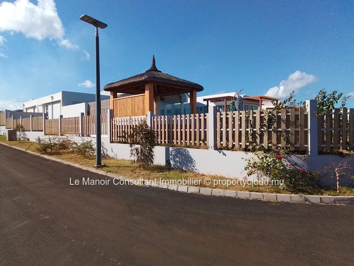 New exceptional program in the west of Mauritius, accessible to foreigners. 