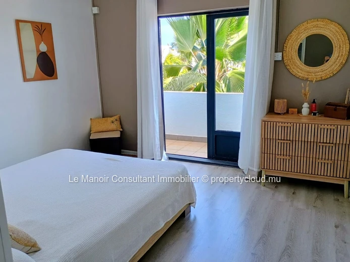 Maison moderne meublée avec piscine, rooftop et vue mer & montagne