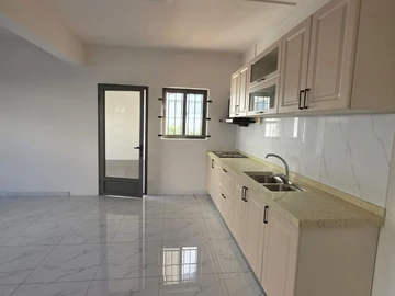 3 Bedroom Townhouse, Duplex