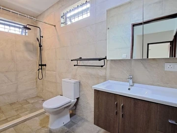 3 Bedroom Townhouse, Duplex