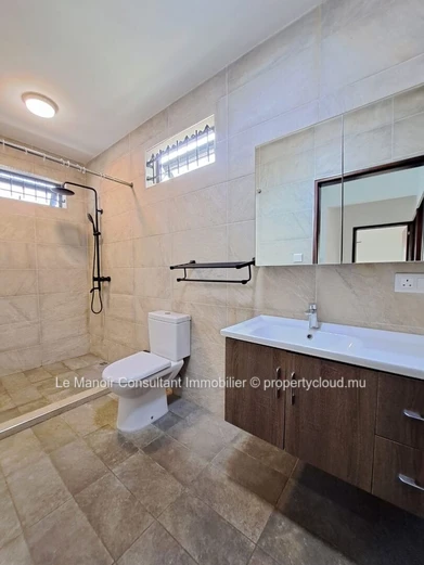 Modern 3-Bedroom Furnished Townhouse for Rent in Flic en Flac