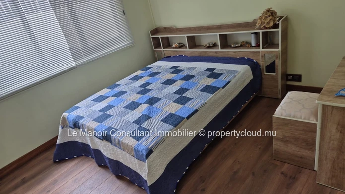 Villa Moderne Entièrement Meublée avec Piscine Privée à Flic en Flac – 3 Chambres en Suite, Jardin & Parking