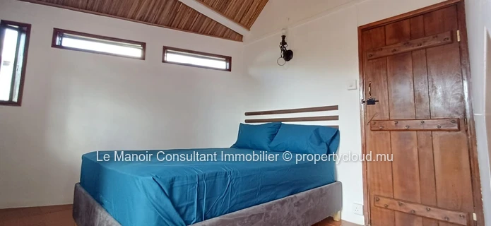 Maison idéale télétravail avec bureau, piscine privée , proche plage et commerces