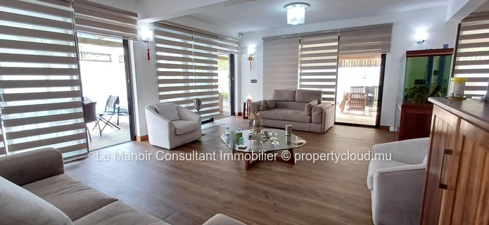 Villa Moderne Entièrement Meublée avec Piscine Privée à Flic en Flac – 3 Chambres en Suite, Jardin & Parking