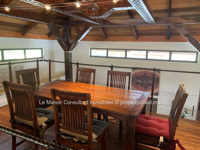 Balinese villa accessible to foreigners