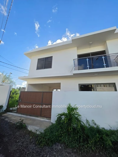 Duplex de 200m² avec 3 chambres à vendre à Grand Baie