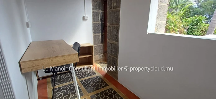 Maison idéale télétravail avec bureau, piscine privée , proche plage et commerces