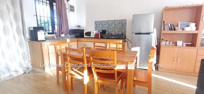 Triplex de 3 chambres avec vue mer et montagne - Vendu meublé et équipé