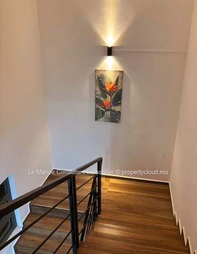 Appartement meublé 160m² avec piscine à louer à Albion
