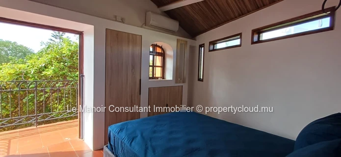 Maison idéale télétravail avec bureau, piscine privée , proche plage et commerces