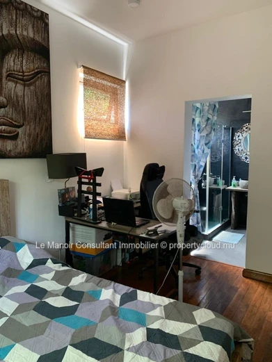 Balinese villa accessible to foreigners