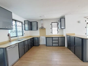 3 Bedroom Townhouse, Duplex