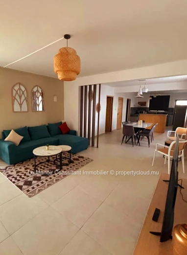 Appartement meublé 160m² avec piscine à louer à Albion
