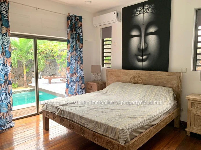 Balinese villa accessible to foreigners