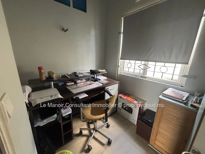 Villa 4 chambres avec bureau à vendre à Albion - 170 m²