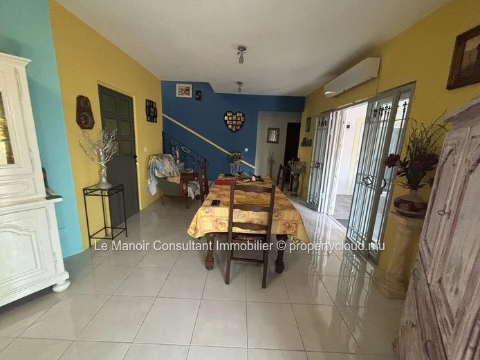 Villa 4 chambres avec bureau à vendre à Albion - 170 m²
