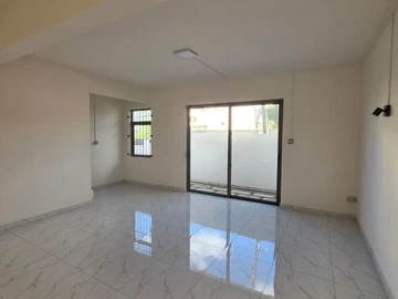 3 Bedroom Townhouse, Duplex