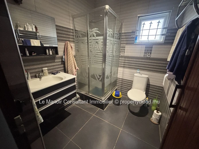 Villa 4 chambres avec bureau à vendre à Albion - 170 m²